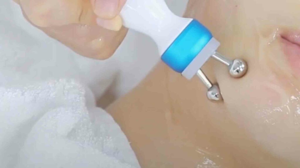 How to Use the 15 in 1 Hydrafacial Device HydroRevive Pro 15 in 1 for Comprehensive Skin Care 3