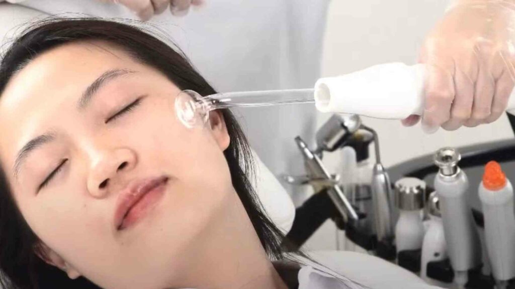 How to Use the 15 in 1 Hydrafacial Device HydroRevive Pro 15 in 1 for Comprehensive Skin Care 7