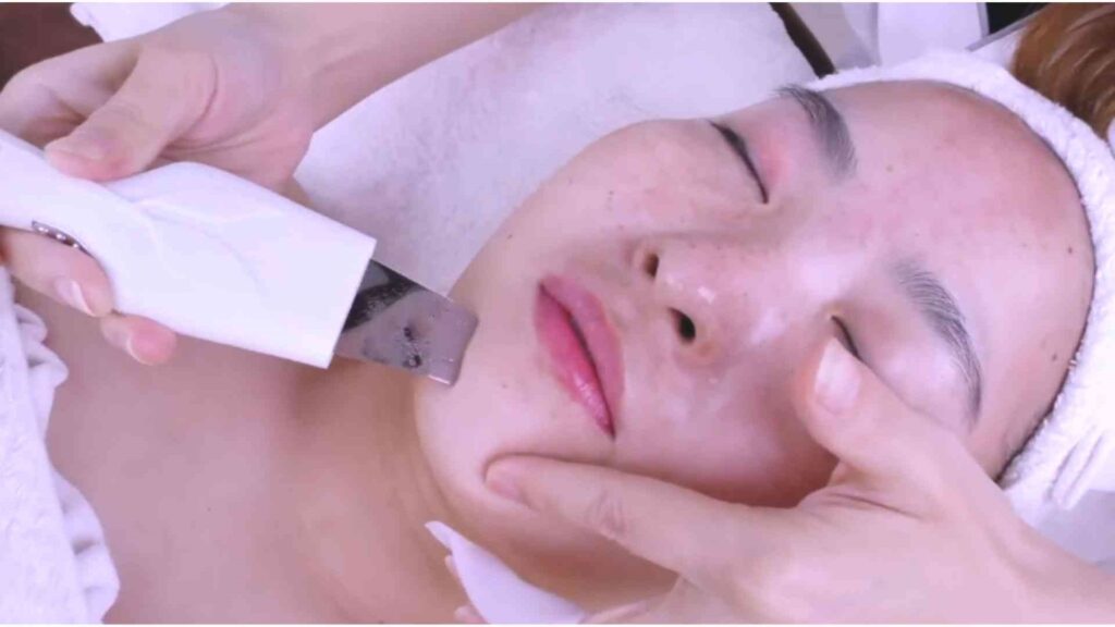 How to use HydraGlow H2O2 Facial Device (2)