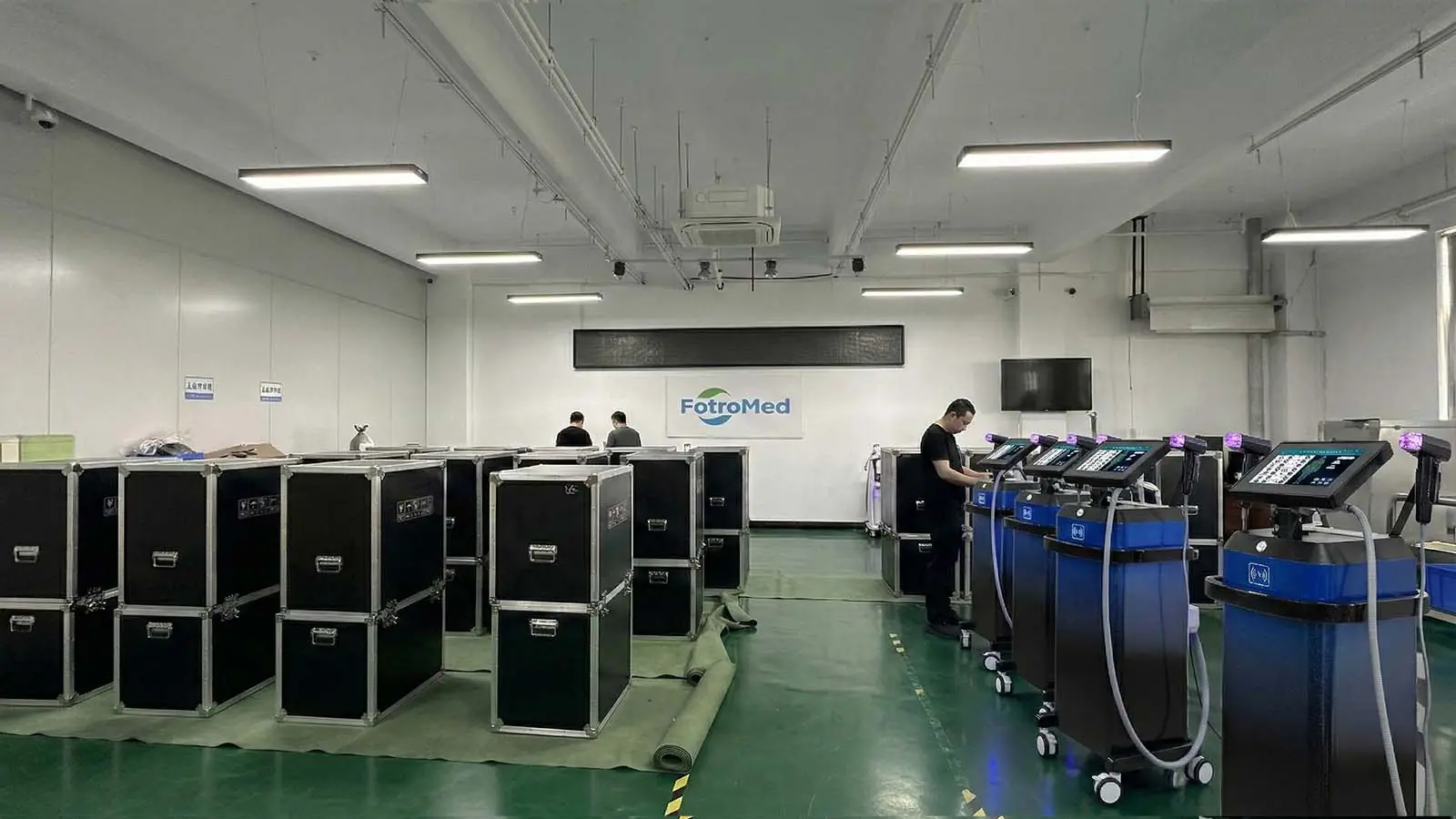 Fotromed medical aesthetic device production line and final inspection station